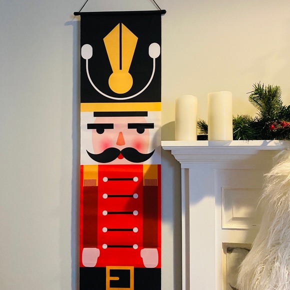 New 2 Life size nutcracker 😍 - Picture 5 of 6